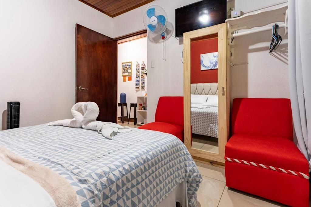 Private Bedroom 10 Minutes From The Sjo Airport Alajuela Zewnętrze zdjęcie